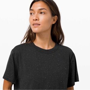 Lululemon All Yours Boyfriend Tee
Black / White Size 8